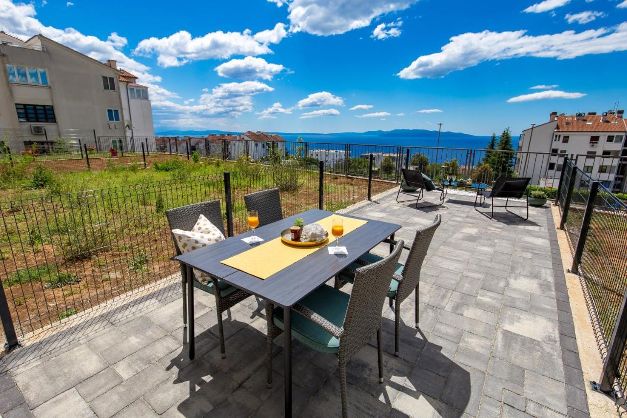 Seaview Apartment „Megan“ With Sunny Terrace คาสตาฟ ภายนอก รูปภาพ